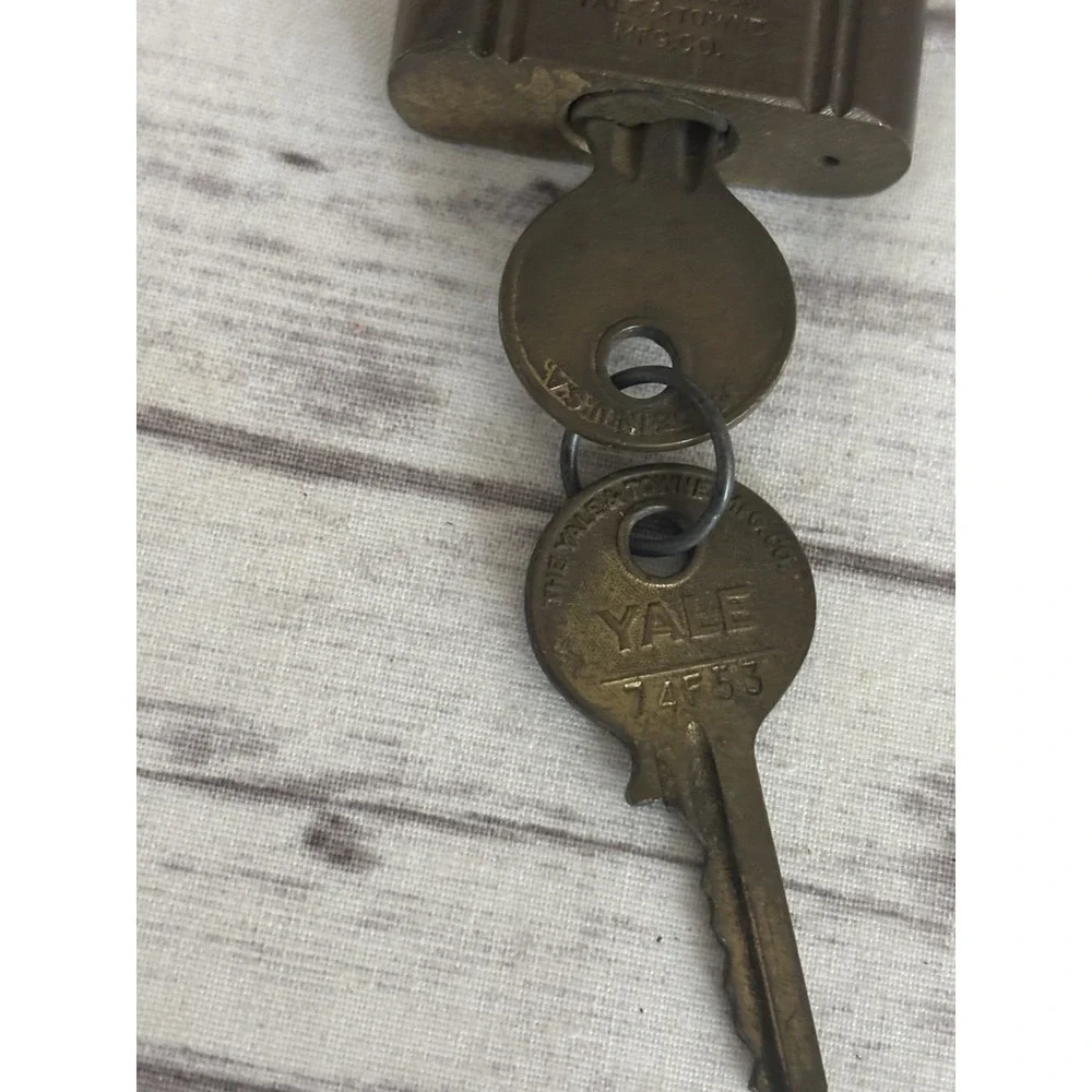 N/A yale padlock